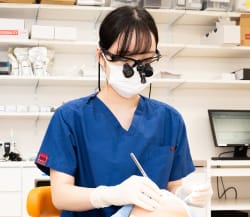 歯科スタッフの矯正治療