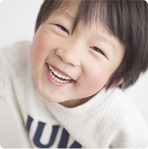 むし歯0で笑顔のこども